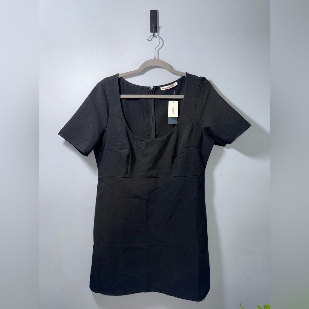 Abercrombie & Fitch black short-sleeve square neck mini dress
 Size Large nwt